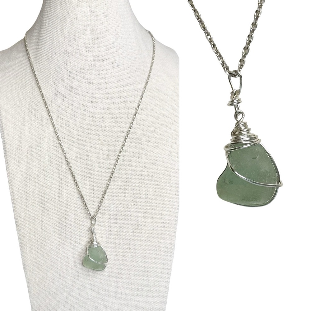 Vintage 925 Sterling Silver Sea Glass Wire Wrapped Pendant Necklace